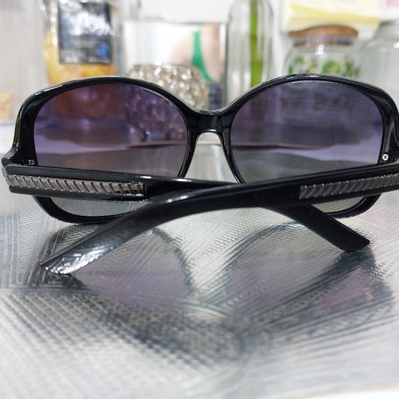 Polarized Foster Grant Sunglasses OP0822 Summer Shades - Picture 10 of 10